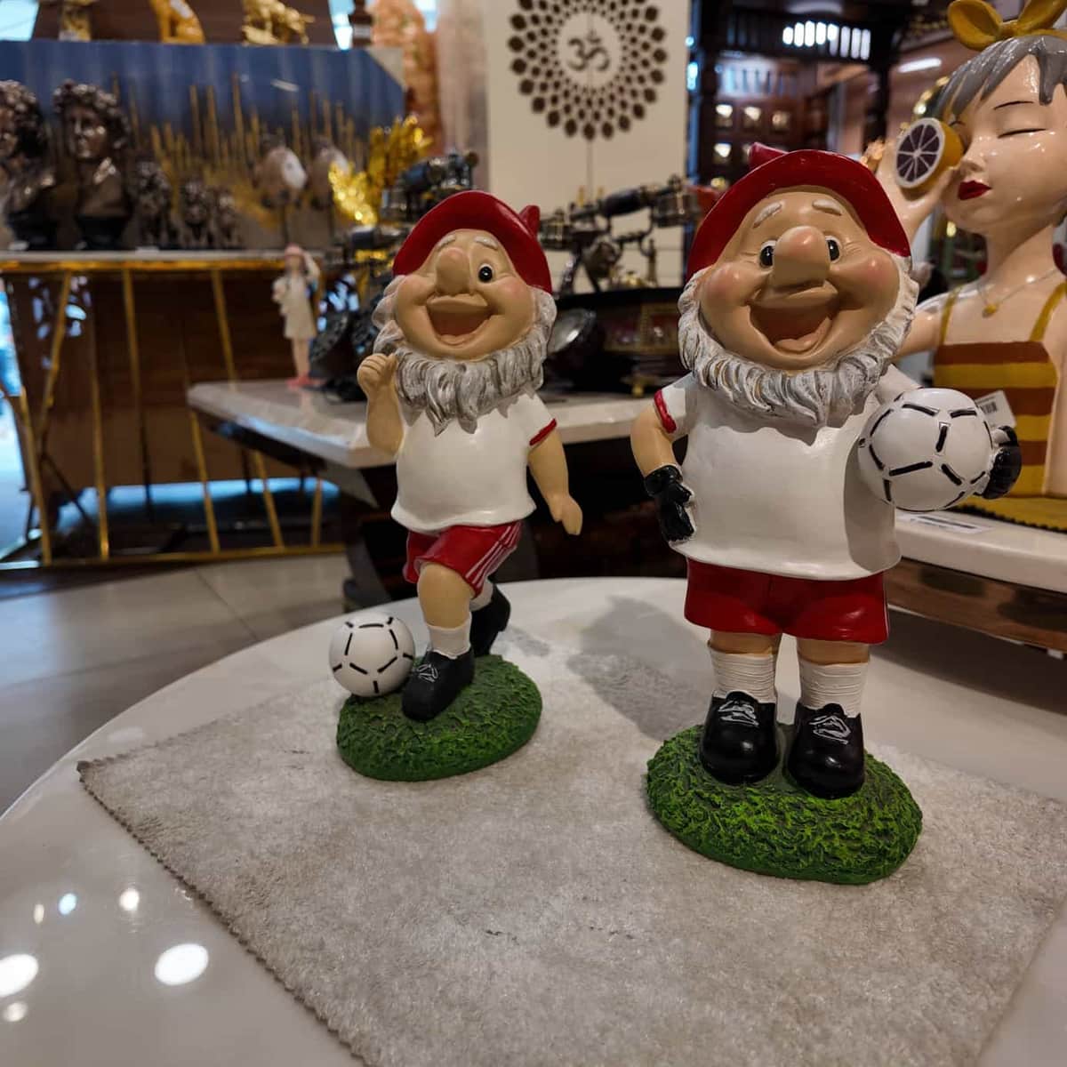 Collectable & Office Decor & Home Decor